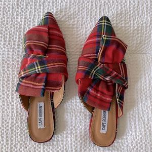 Cape Robin tartan slides